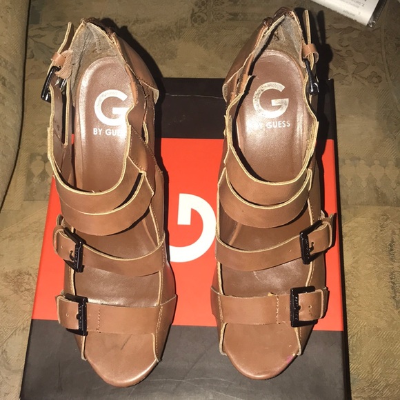 Guess Womens Sandals. - Picture 3 of 3